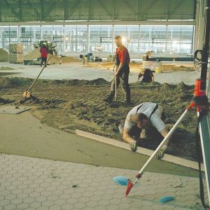 Ahauser Keramik-Boden im Aufbau